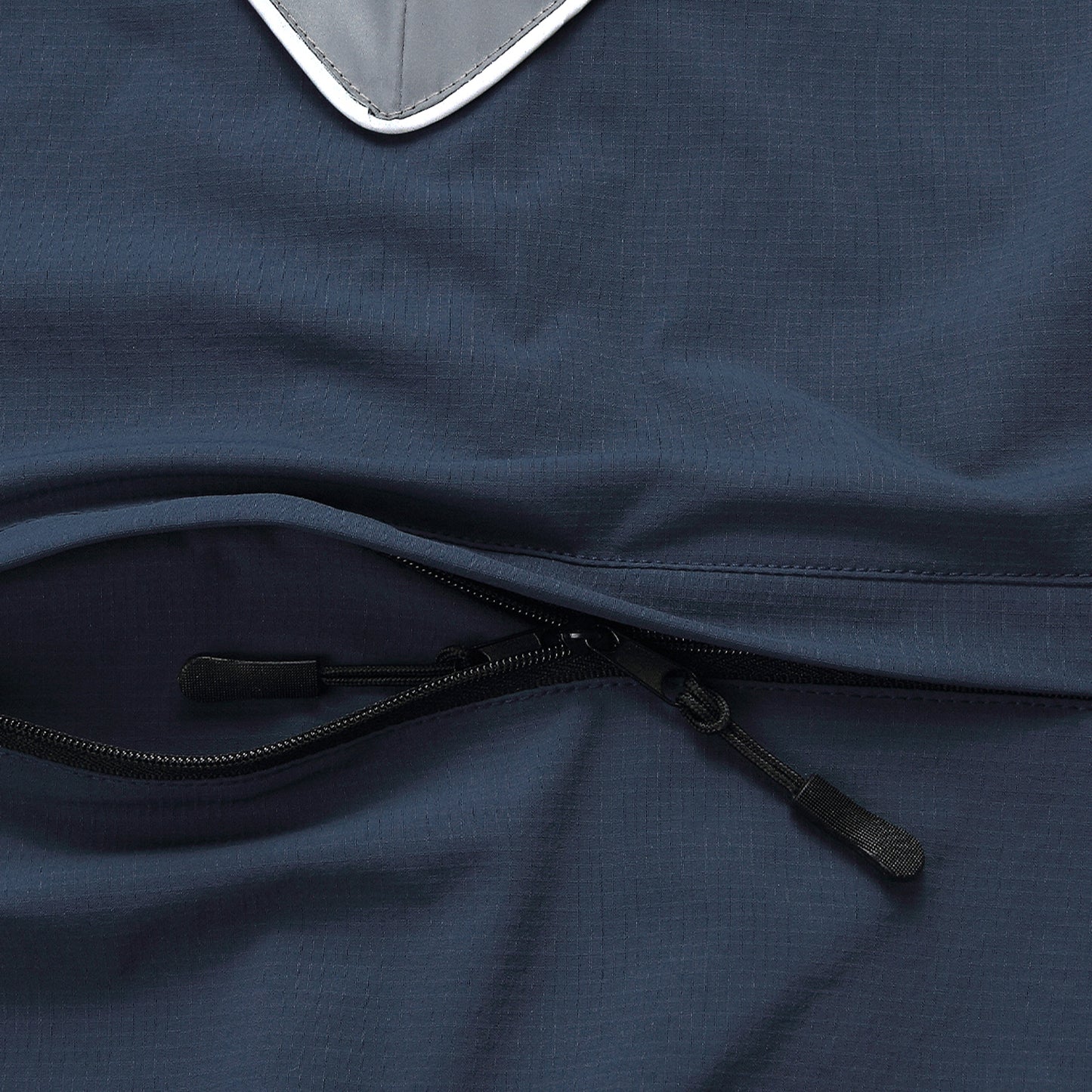 Cycling Windbreaker, Breathable & Reflective Long-Sleeve Sports Jacket for Night Riding & Running