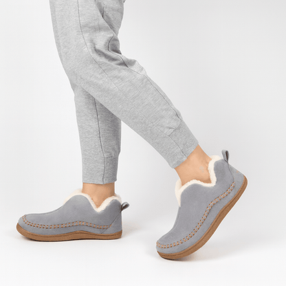 Cozy Fleece Slip-On Slippers – Warm Non-Slip Winter Shoes