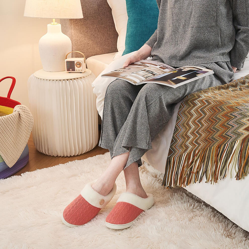 Cozy Warm Memory Foam Women’s Slippers – Soft, Non-Slip House Shoes